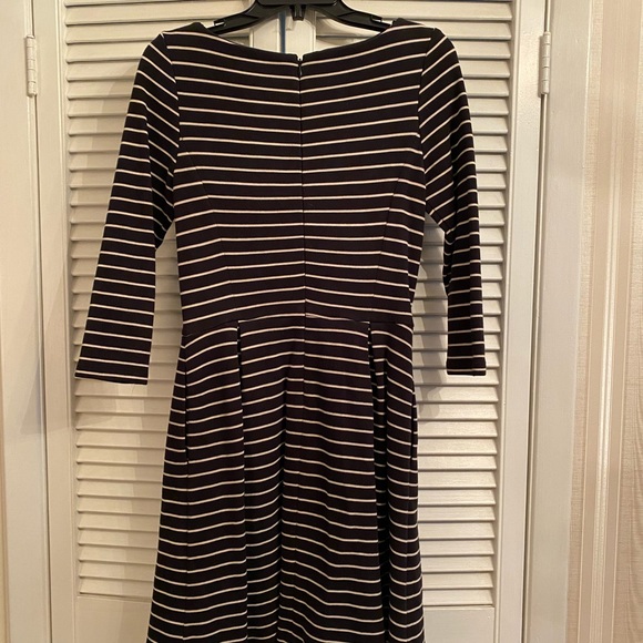 Banana Republic striped dress size 6 EUC - Picture 2 of 7